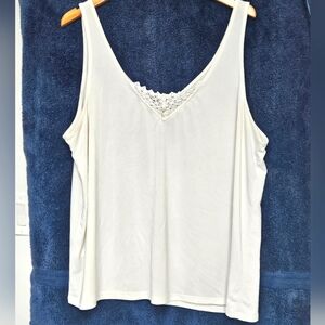 Sleeveless blouse